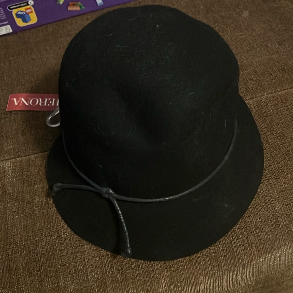 Women’s Hat